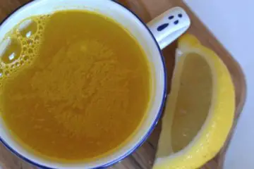 Lemon, Ginger & Turmeric Tea: a Medical Drink to Heal & Prevent Colds and Flu