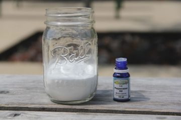 All-Natural: A DIY Air Freshener Made with Baking Soda & Essential Oils