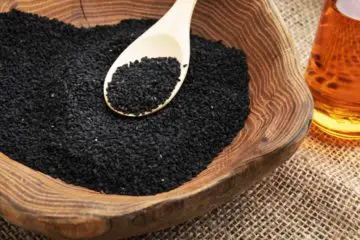 We Definitely Need It in Our Lives: 5 Proven, Amazing Health Benefits of Black Seed Oil