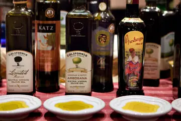 Olive Oil Scam: These Olive Oil Brands Failed Tests