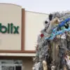 15-Feet Tall ‘Garbage Monster’ Set in Front of Publix to Shame Them for Using Plastic Bags