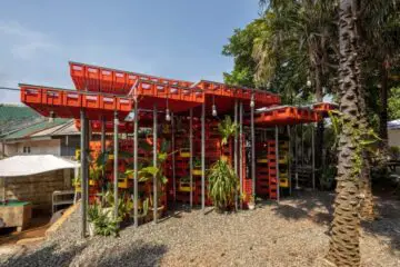 Amazing Idea: Small Mosque in Indonesia Made Entirely from Discarded Plastic Crates
