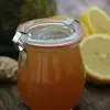 Healing Homemade Anti-Cough Syrup with Lemon, Honey, and Vinegar