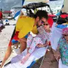 Heartwarming: Caring Lifeguards Carry a 95-Year-Old Lady to the Beach Every Day on Her Vacation