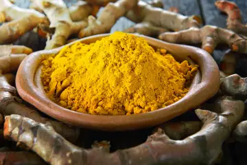 NEVER Eat Turmeric With This Food Dangerous Combinations That Could Harm Your Kidneys