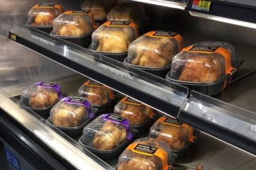 Why You Should Avoid Buying a Rotisserie Chicken From Walmart